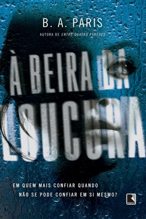 À Beira da Loucura