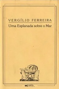 Uma esplanada sobre o mar